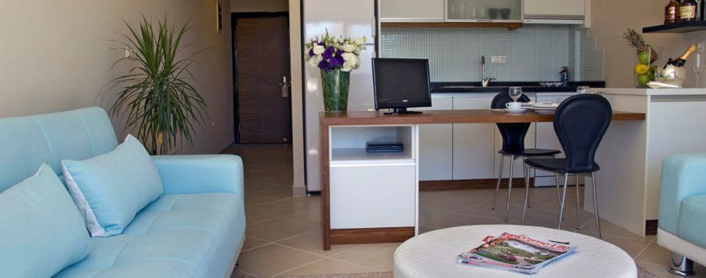 Captain Hotel Cesme Exterior photo